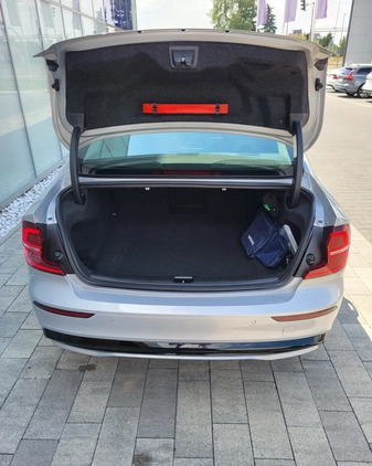 Volvo S60 cena 212152 przebieg: 10, rok produkcji 2023 z Chełmno małe 172